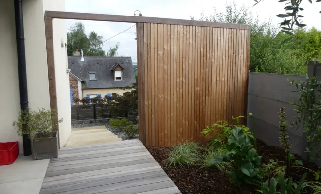 Création d'une porte pour sécuriser un jardin