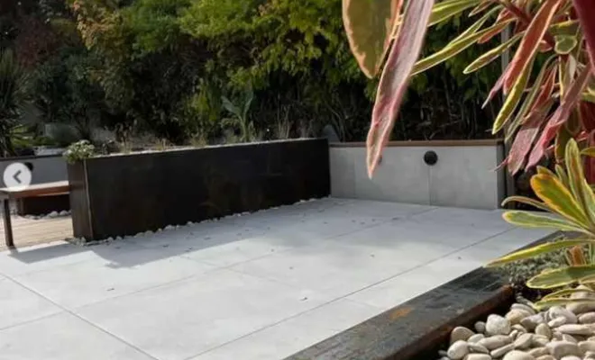 Aménagement d'une piscine et de terrasses à Pacé, Pleumeleuc, Tendance Naturelle