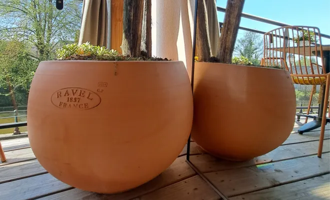 Mise en place de poteries à Monfort-sur-Meu